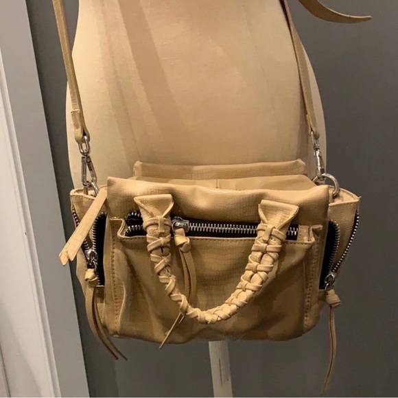 Free People Cross Body Purse with removable cross strap - Picture 10 of 11